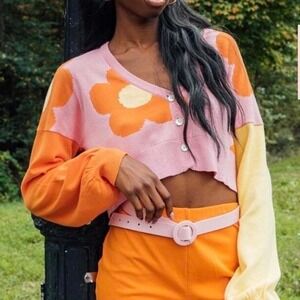 Nissa Susie Floral Cropped Cardigan size Small